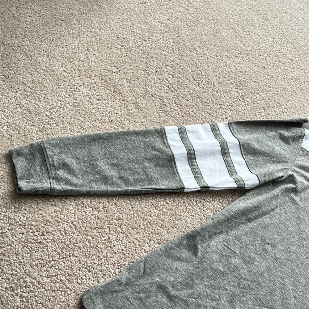(NWOT) Russell Long Sleeve Arkansas Razorbacks Shirt - Picture 3 of 5